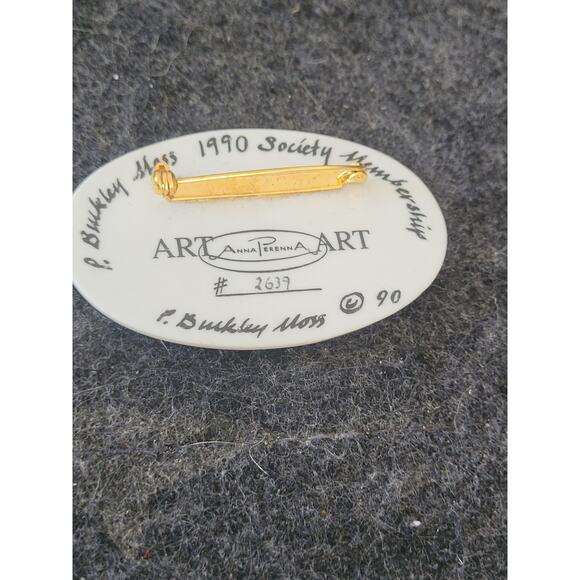 Vintage P. Buckley Moss 1990 Brooch Painted Mother Daughter Newborn - Picture 2 of 6